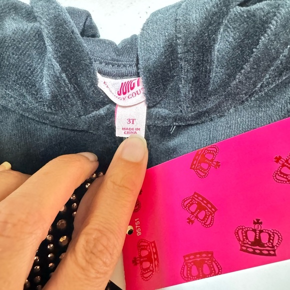 Juicy Couture Black Velour Tracksuit 3T NWT - Picture 5 of 8